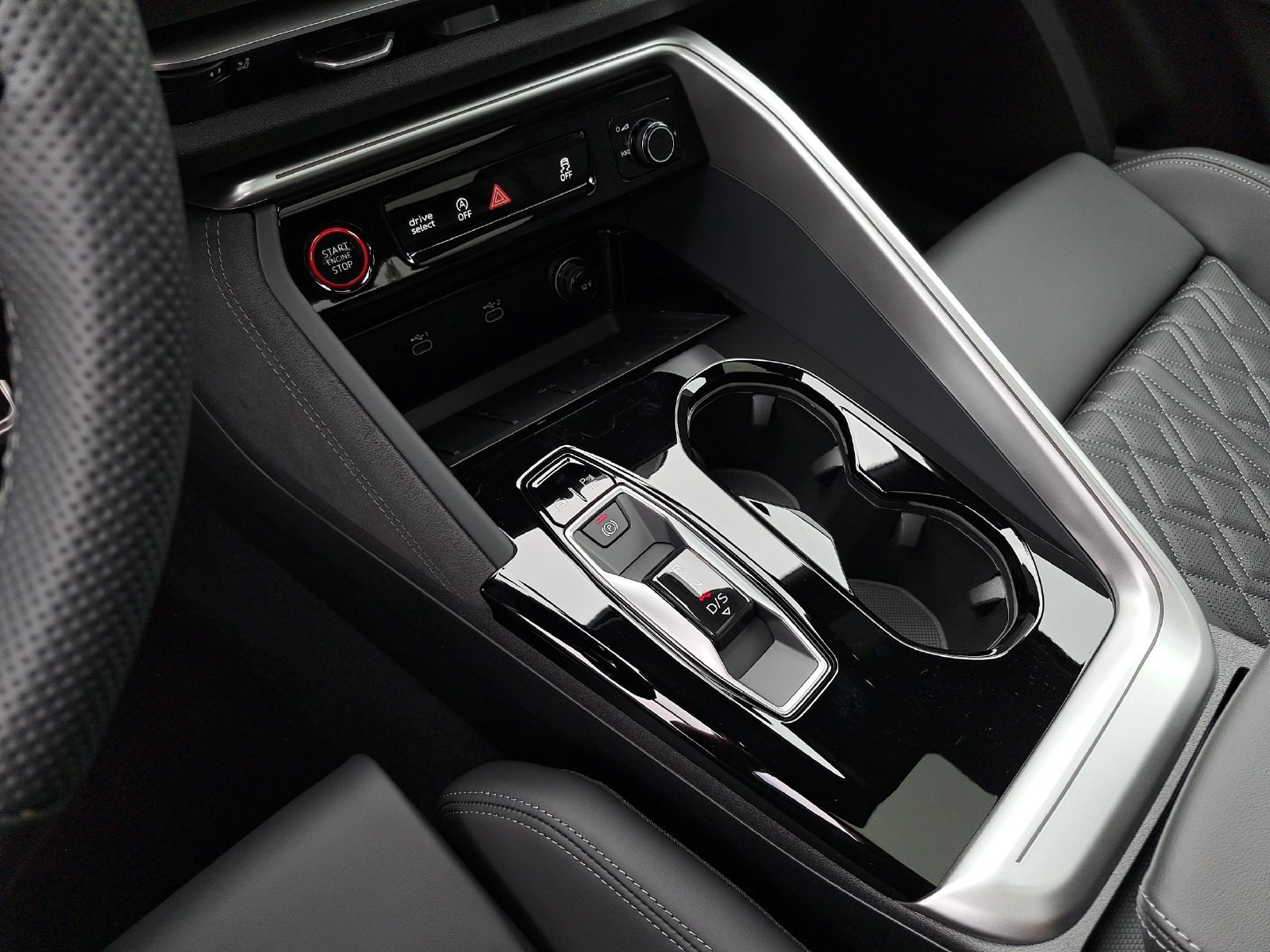 New 2026 Audi SQ5 Premium Plus AWD/4WD image 26