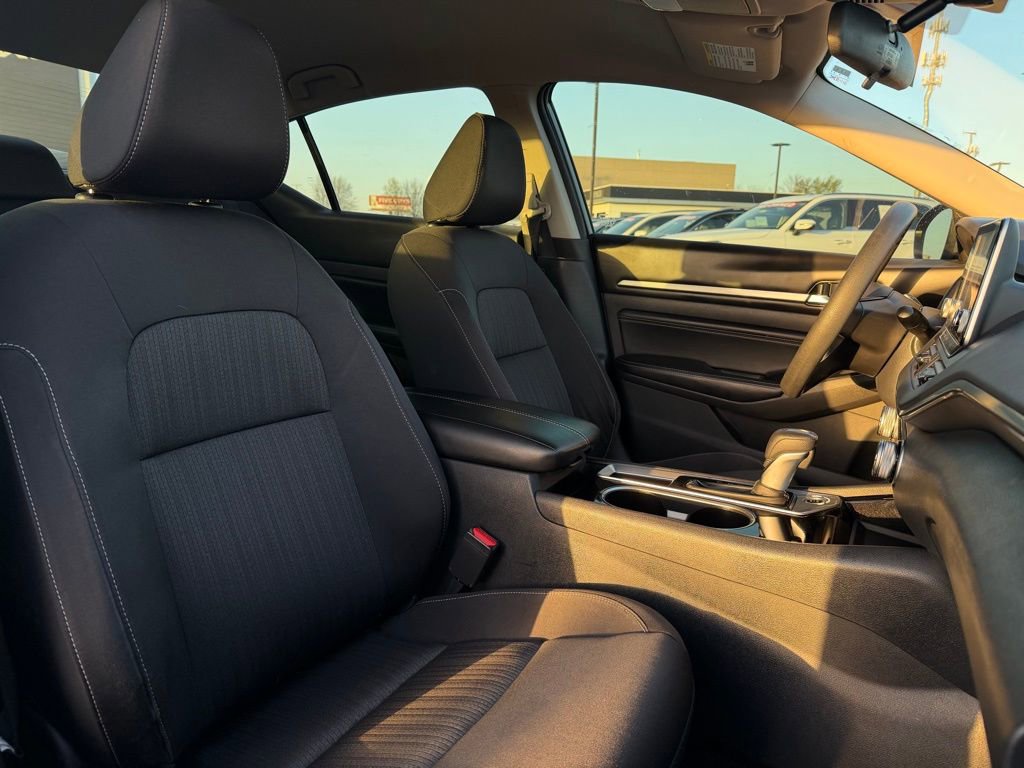 Used 2021 Nissan Altima 2.5 SV image 29