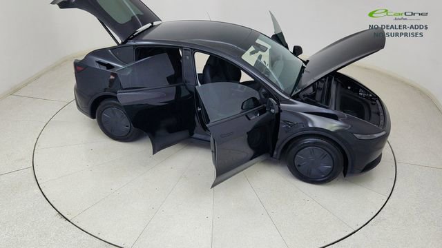 Used 2026 Tesla Model Y 2WD image 75