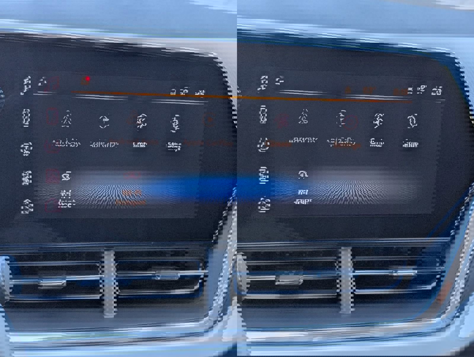 New 2026 Chevrolet Trax LT w/ Driver Confidence Package image 10