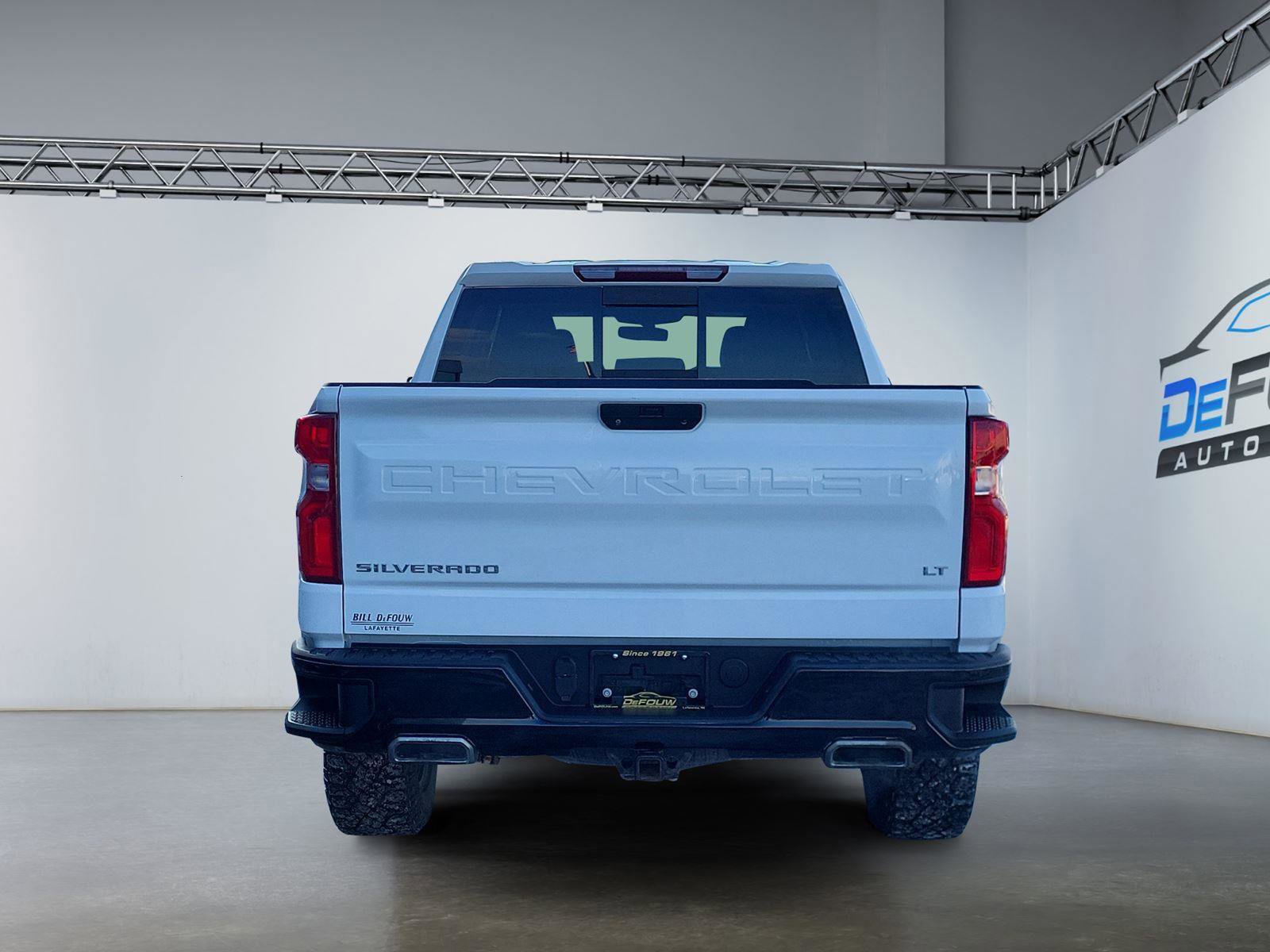 Used 2021 Chevrolet Silverado 1500 LT Trail Boss w/ Convenience Package II image 4