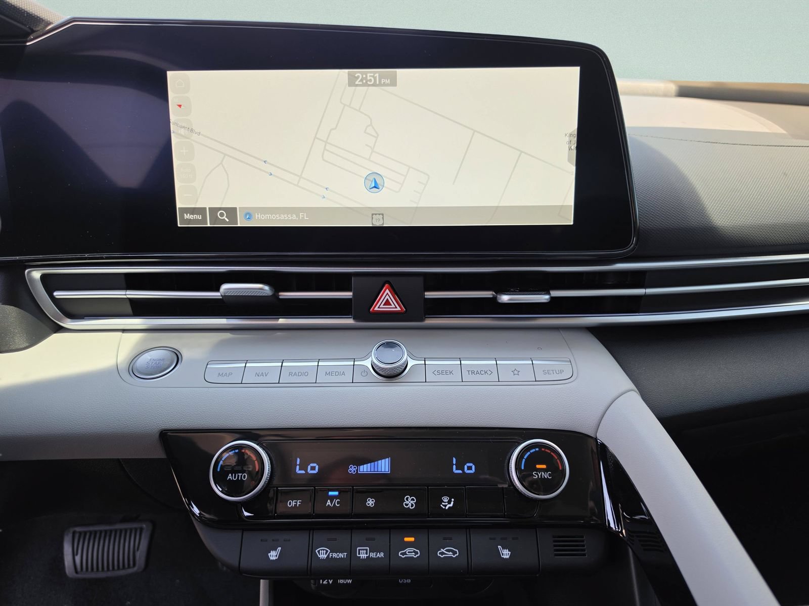 New 2026 Hyundai Elantra Limited FWD image 24