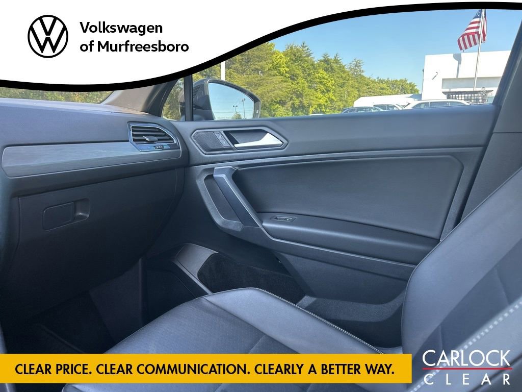 Used 2021 Volkswagen Tiguan SE FWD image 26
