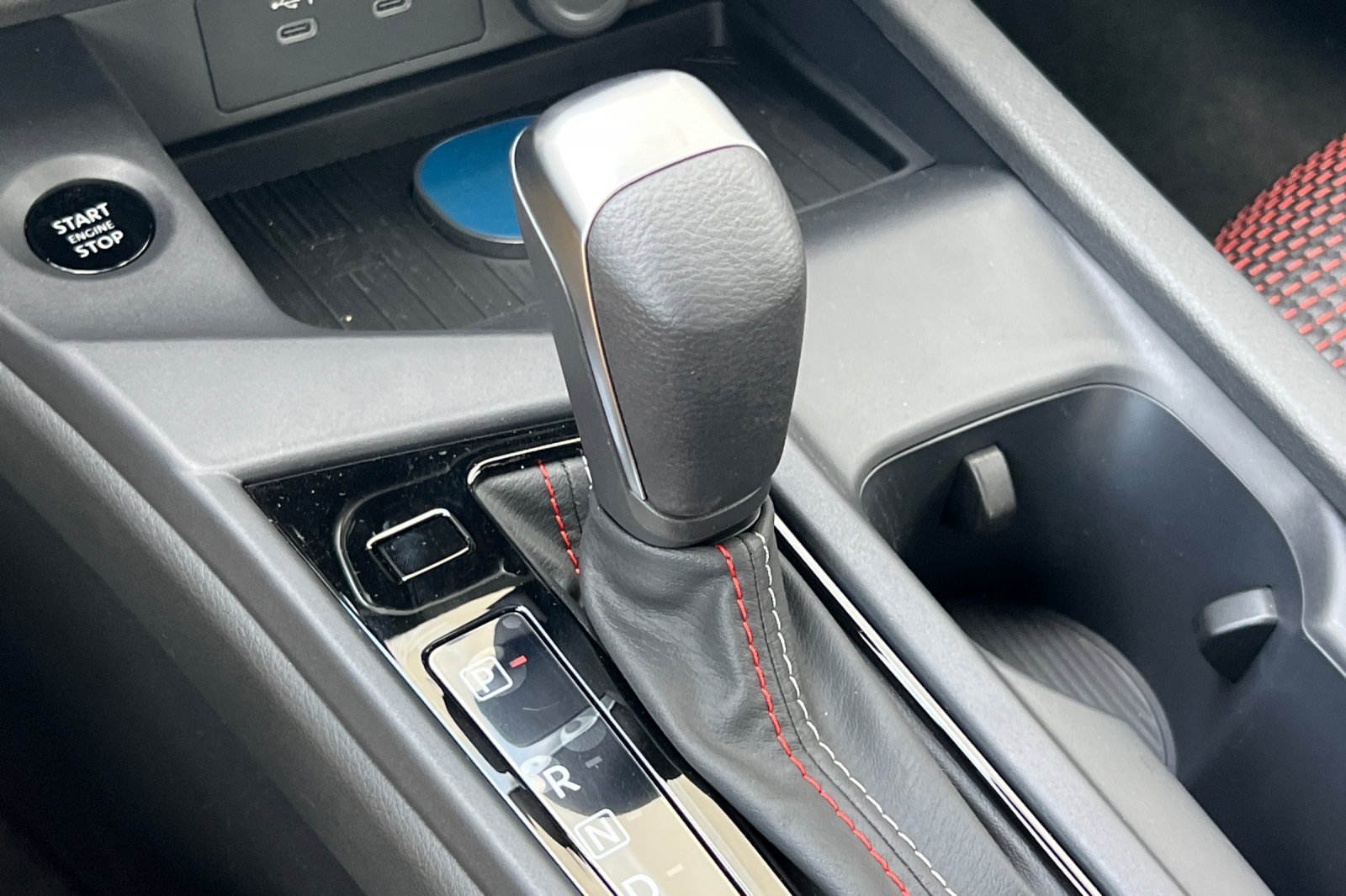 New 2027 Nissan Sentra SR w/ Floor Mat Package FWD image 17