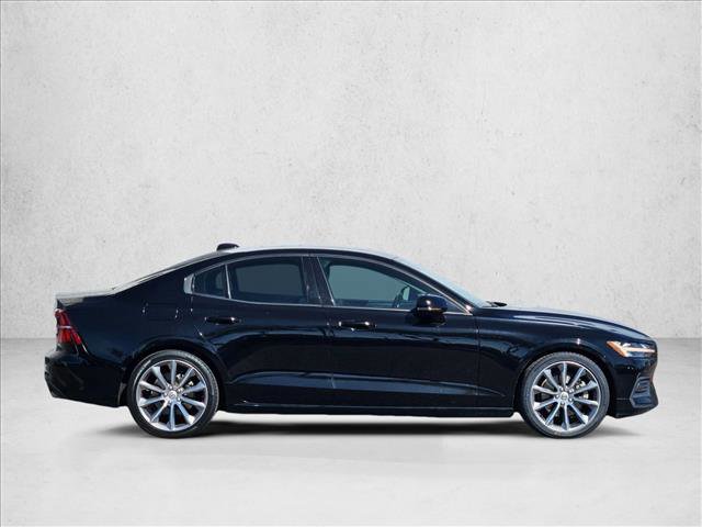 Used 2019 Volvo S60 T5 Momentum w/ Premium Package FWD image 4