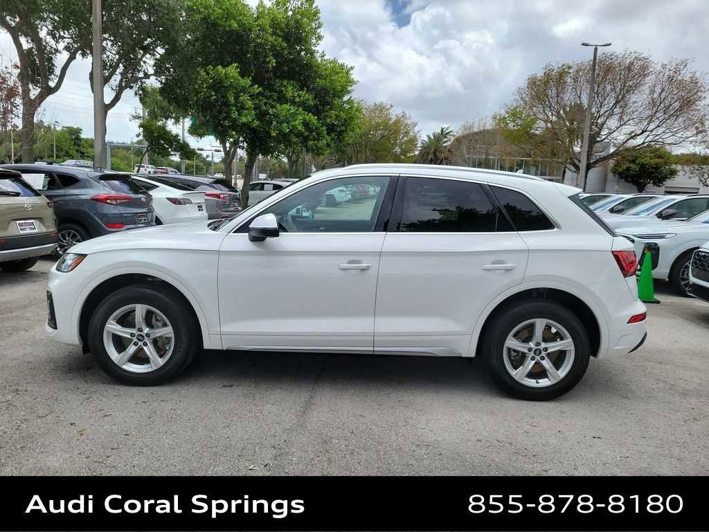 Certified 2023 Audi Q5 2.0T Premium w/ Convenience Package image 5
