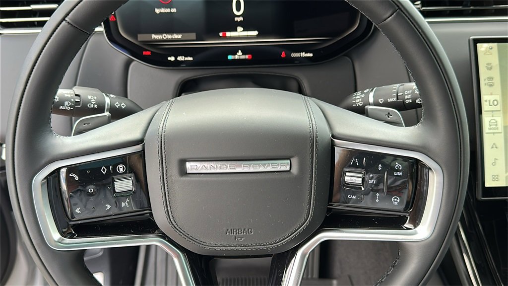 New 2025 Land Rover Range Rover Sport SE image 13