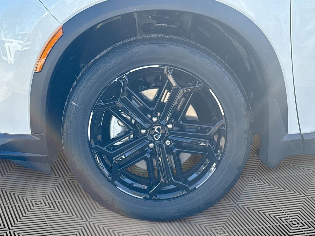 Used 2026 INFINITI QX60 Sport w/ Dark Cargo Package image 35