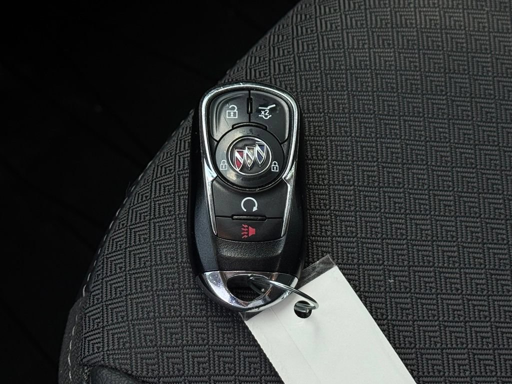 Used 2022 Buick Encore GX Select w/ Sport Touring Package AWD/4WD image 30
