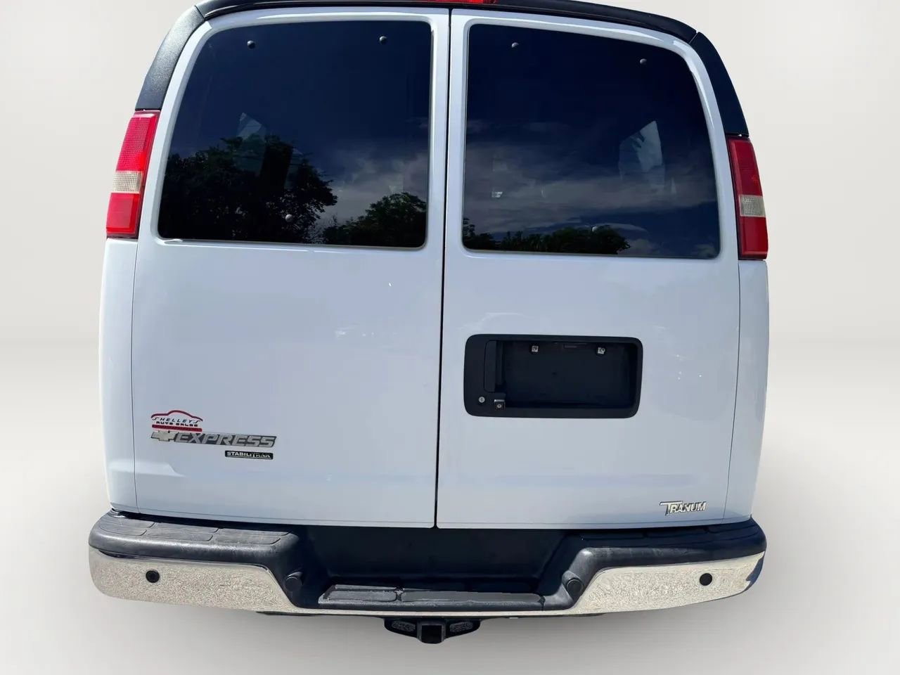 Used 2014 Chevrolet Express 3500 LT w/ LT Preferred Equipment Group RWD image 6