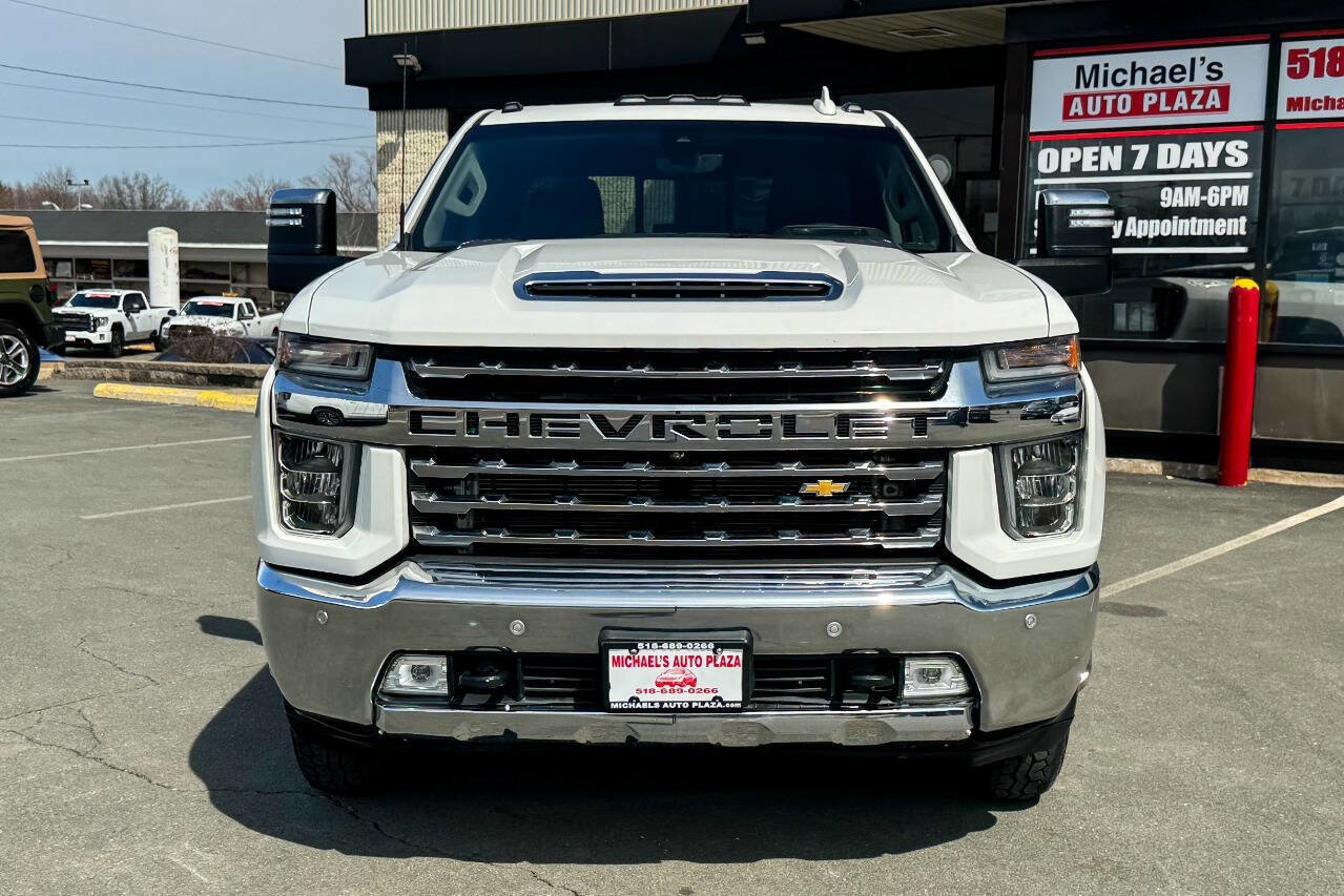Used 2020 Chevrolet Silverado 3500 LTZ w/ LTZ Plus Package image 9
