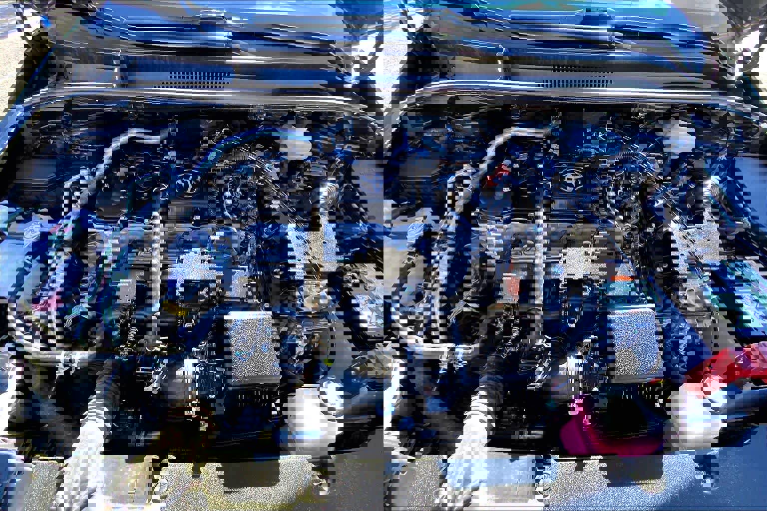 Certified 2025 Toyota Corolla LE image 28