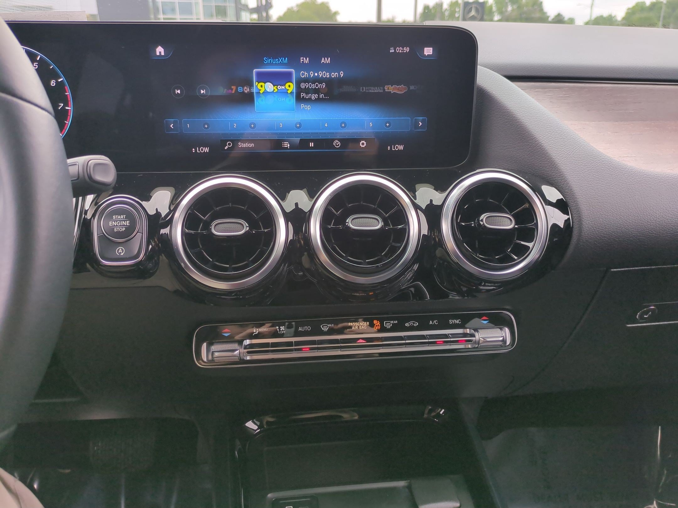Certified 2023 Mercedes-Benz GLA 250 4MATIC image 21