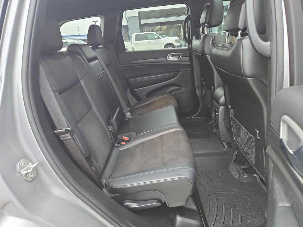 Used 2021 Jeep Grand Cherokee Laredo X image 16