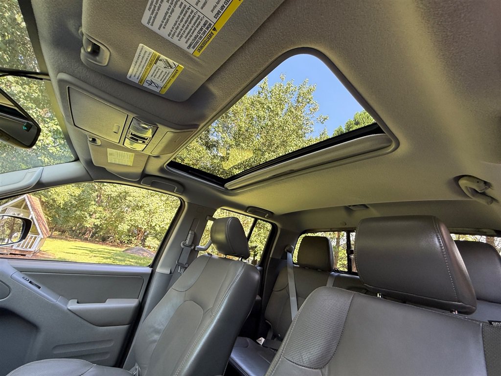 Used 2019 Nissan Frontier SL AWD/4WD image 49