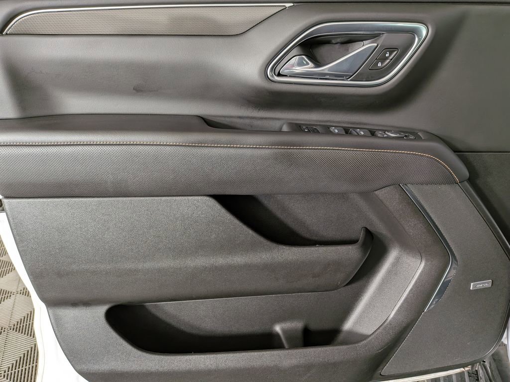 Used 2021 GMC Yukon AT4 w/ AT4 Premium Plus Package image 16