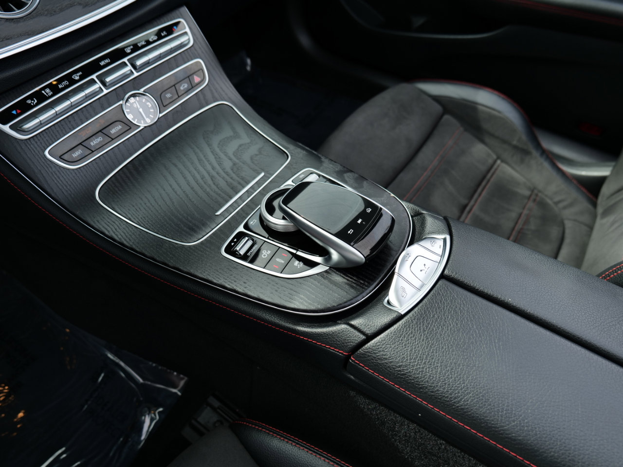 Used 2020 Mercedes-Benz E 53 AMG 4MATIC Cabriolet w/ Driver Assistance Package image 30