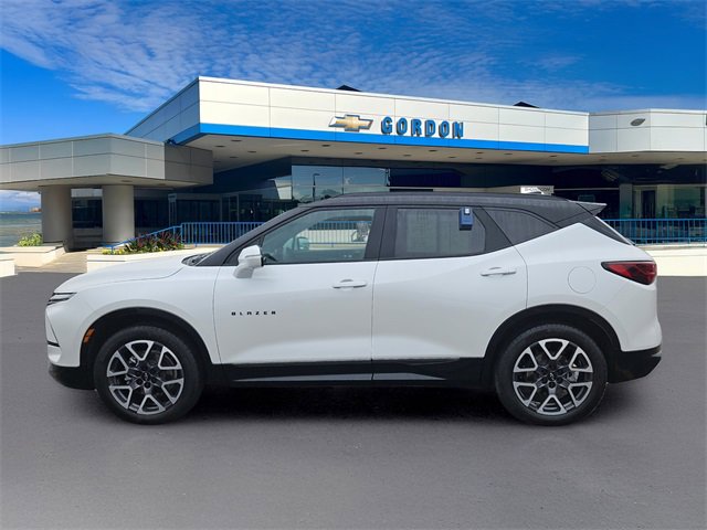 Used 2023 Chevrolet Blazer RS w/ Driver Confidence II Package image 3