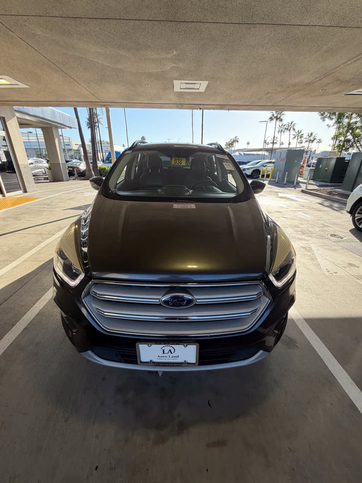 Used 2019 Ford Escape SEL AWD/4WD image 2