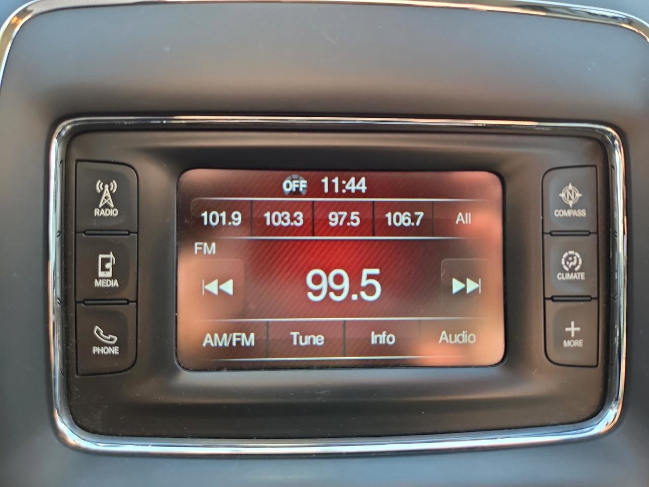 Used 2015 Dodge Durango AWD w/ Trailer Tow Group IV image 18