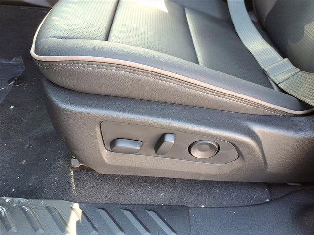 New 2026 GMC Canyon Denali AWD/4WD image 14