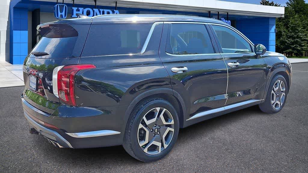 Used 2024 Hyundai Palisade Limited AWD/4WD image 8