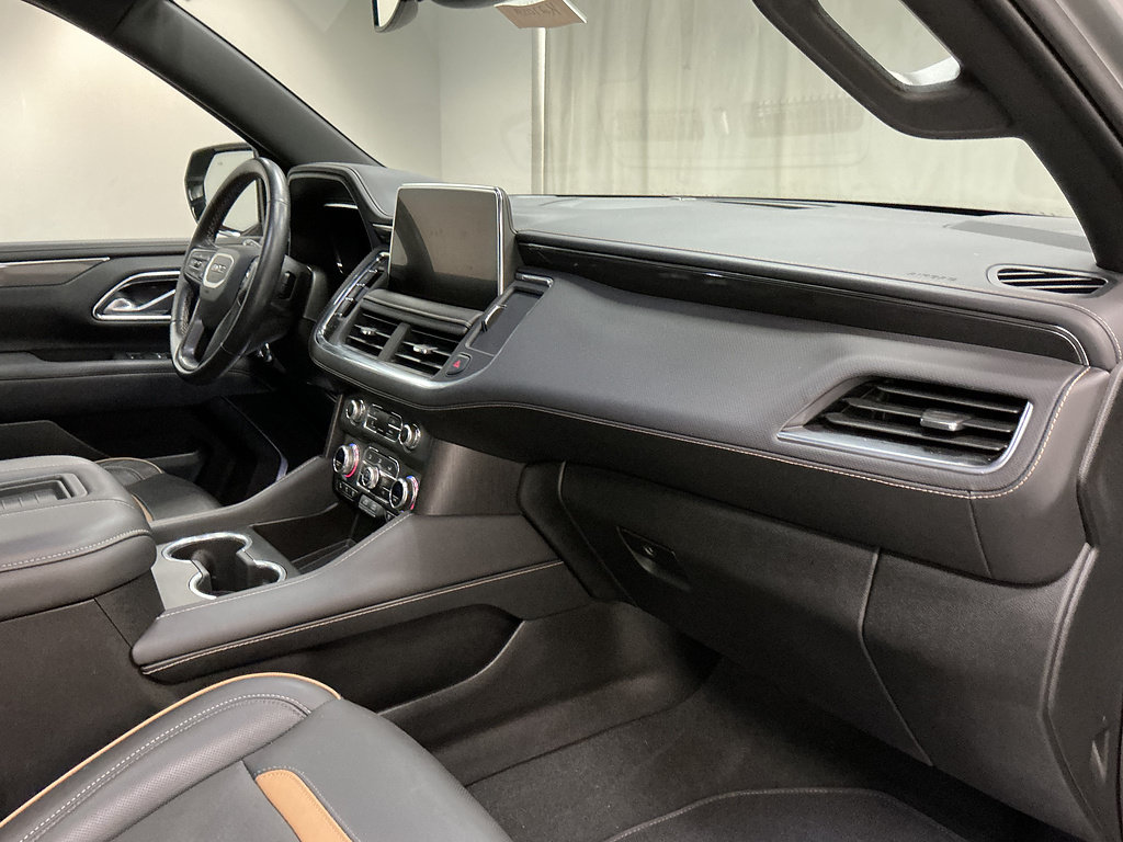 Used 2024 GMC Yukon AT4 AWD/4WD image 29