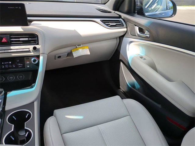 Certified 2025 Genesis G70 2.5T image 16