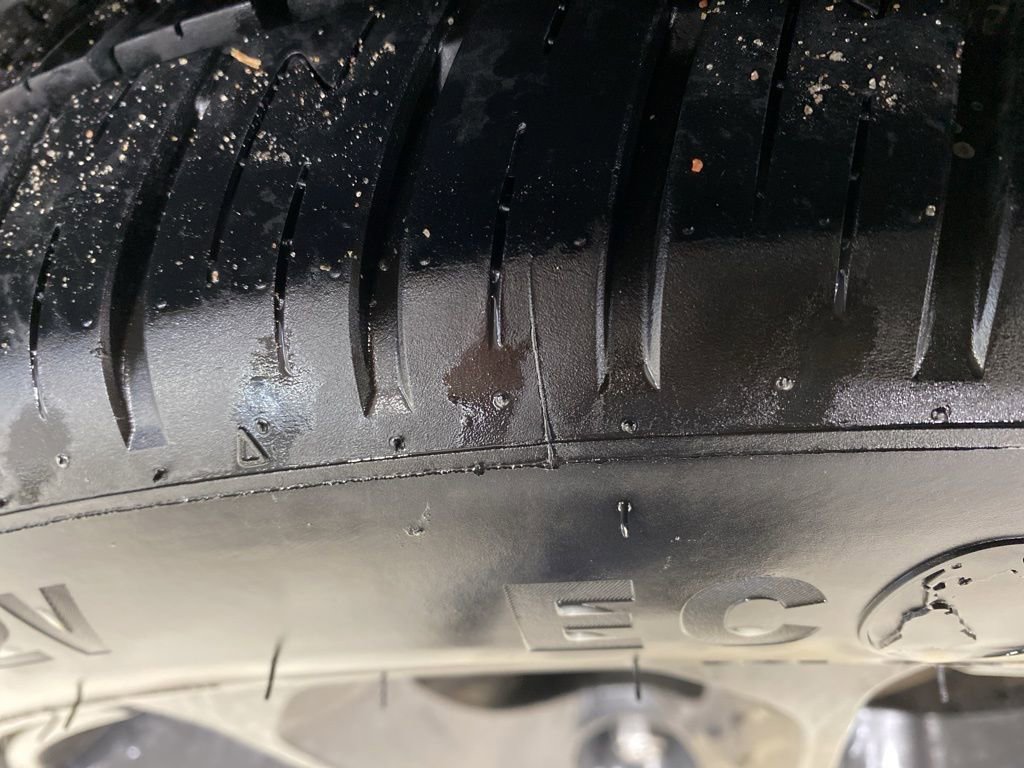 Used 2025 Chrysler Pacifica Limited image 53