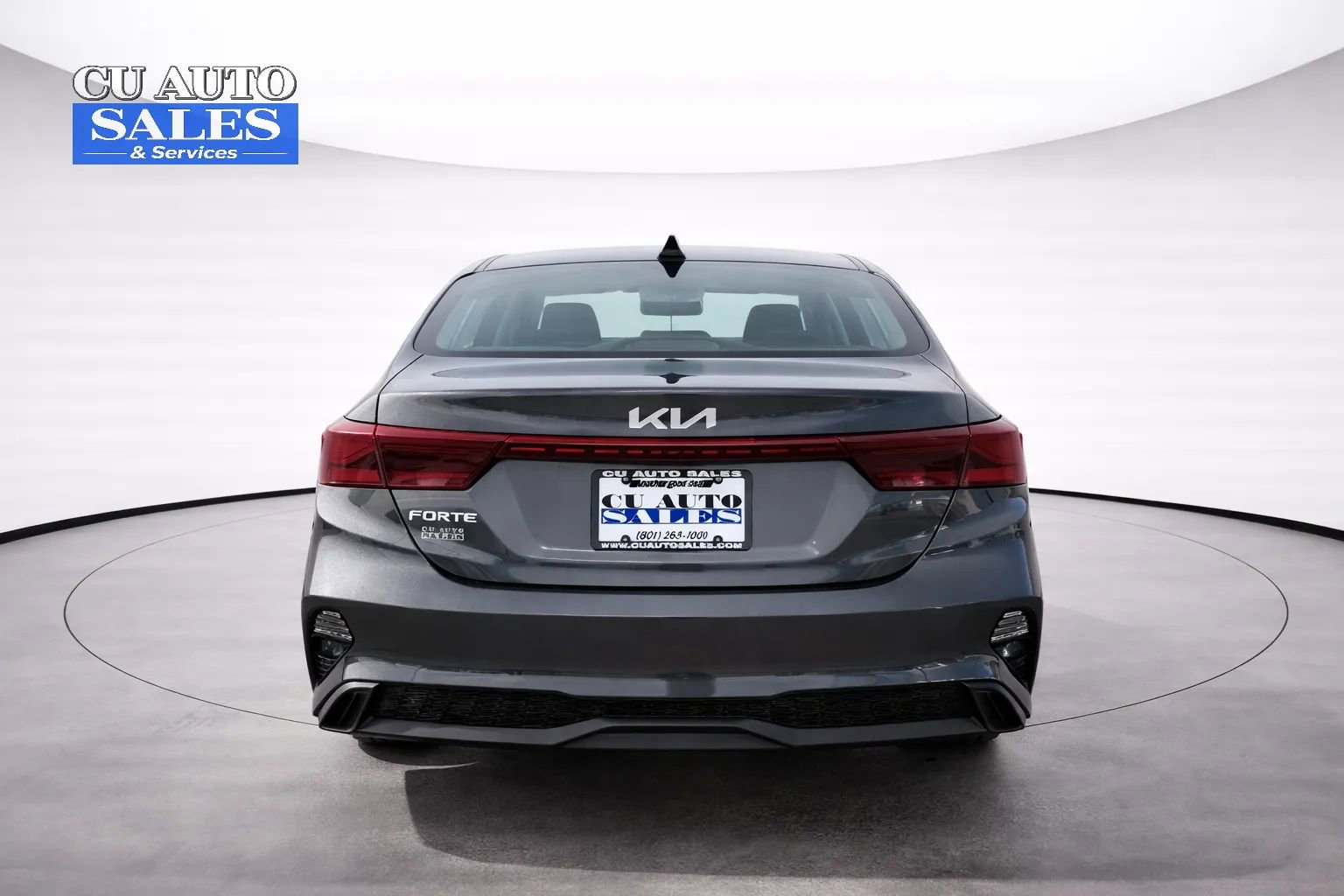 Used 2023 Kia Forte LXS FWD image 4