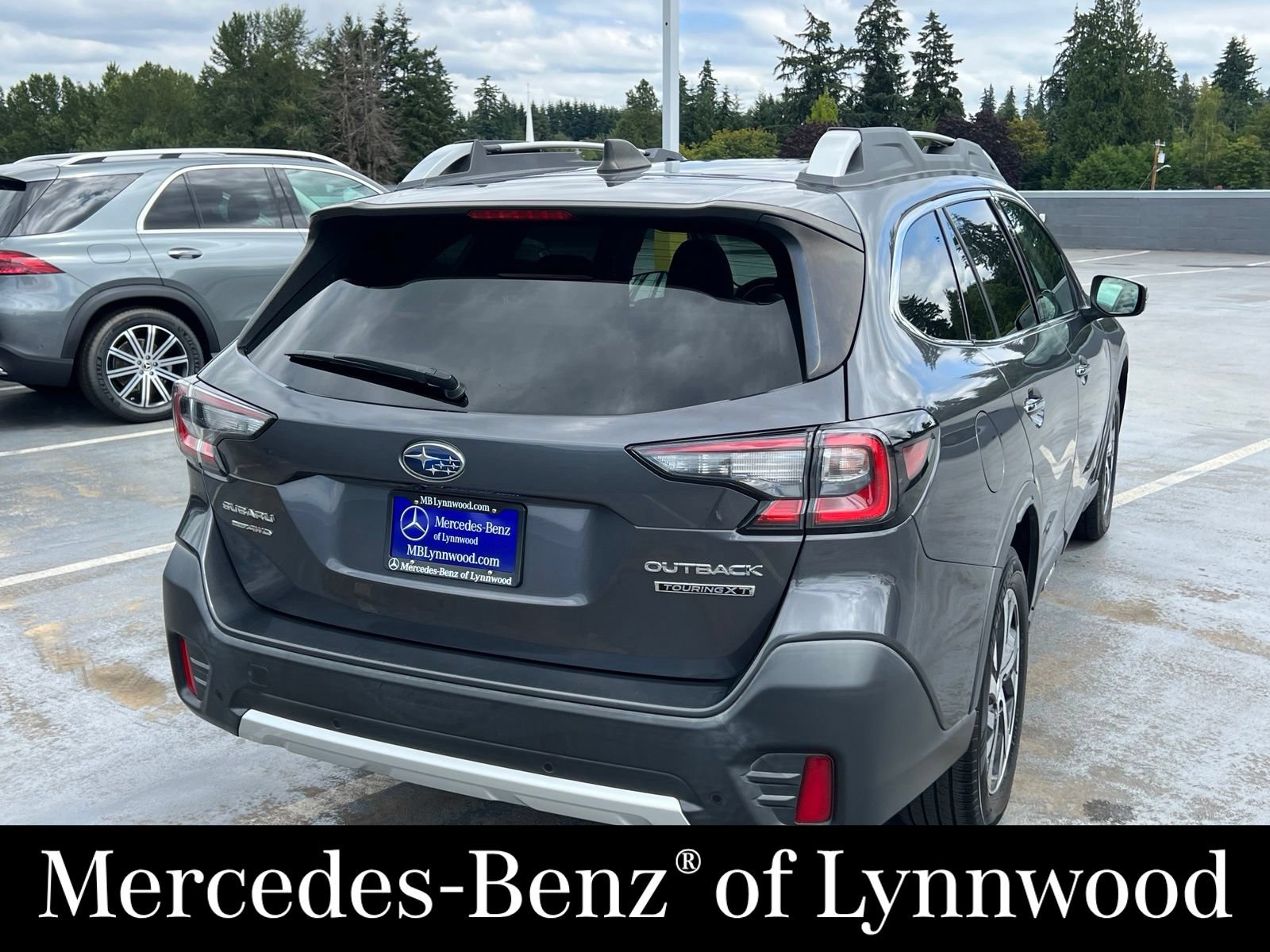 Used 2020 Subaru Outback Touring XT AWD/4WD image 9