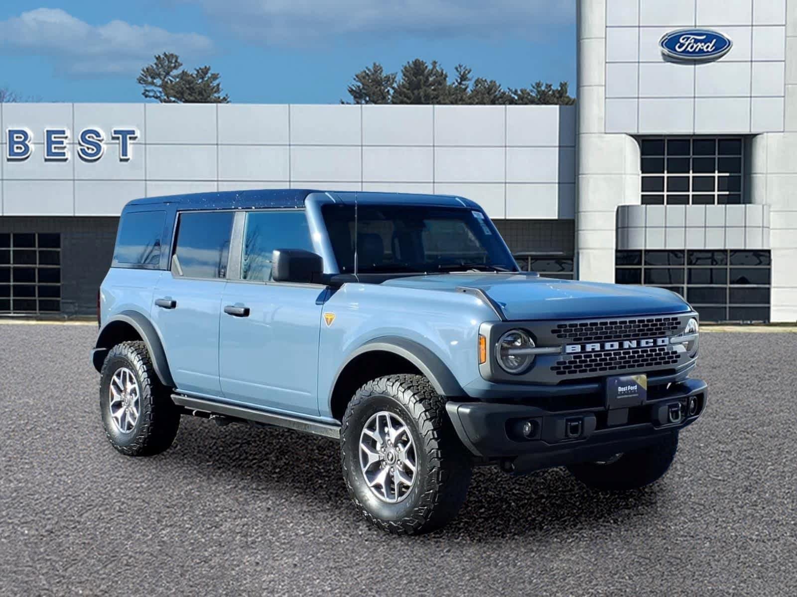 Used 2025 Ford Bronco Badlands AWD/4WD image 9