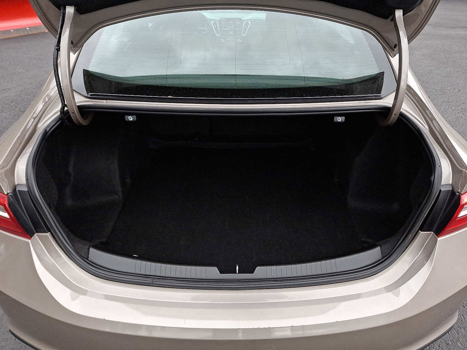 Used 2023 Chevrolet Malibu LT image 29