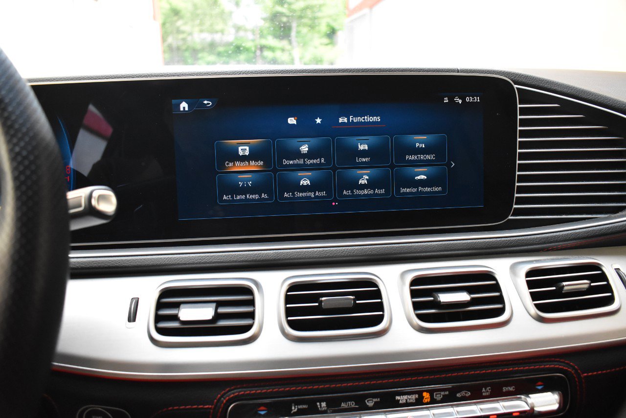 Used 2024 Mercedes-Benz GLE 53 AMG 4MATIC Coupe image 31