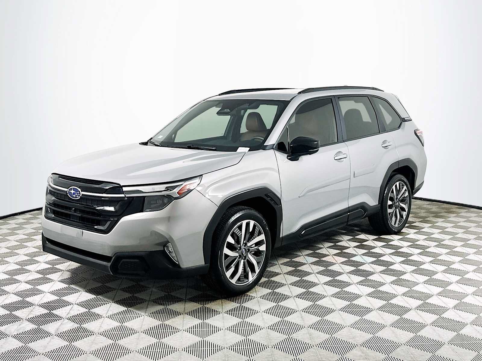 Certified 2025 Subaru Forester Touring AWD/4WD image 3