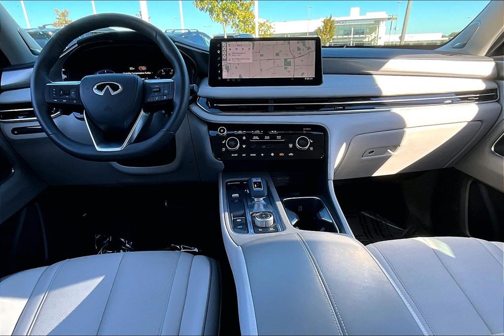 Certified 2027 INFINITI QX60 Luxe w/ Cargo Package AWD/4WD image 21