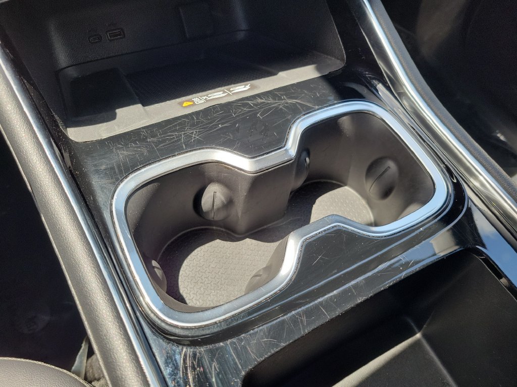Used 2025 Chevrolet Traverse LT FWD image 37