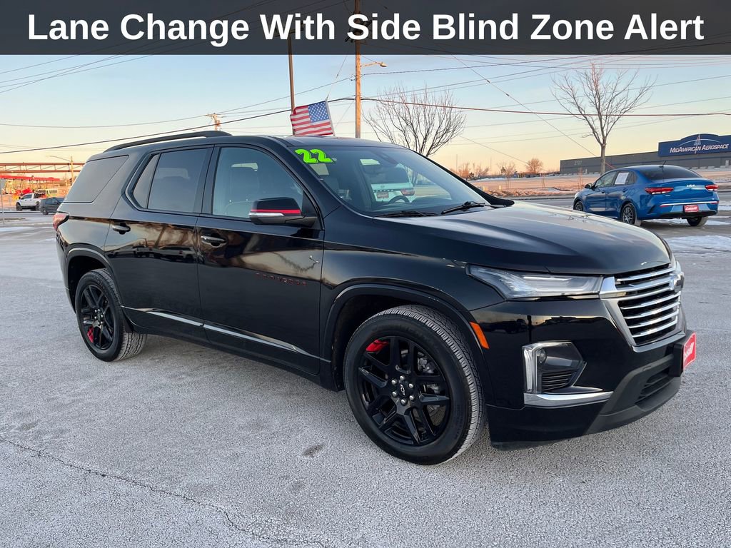 Used 2022 Chevrolet Traverse Premier w/ Redline Edition image 9