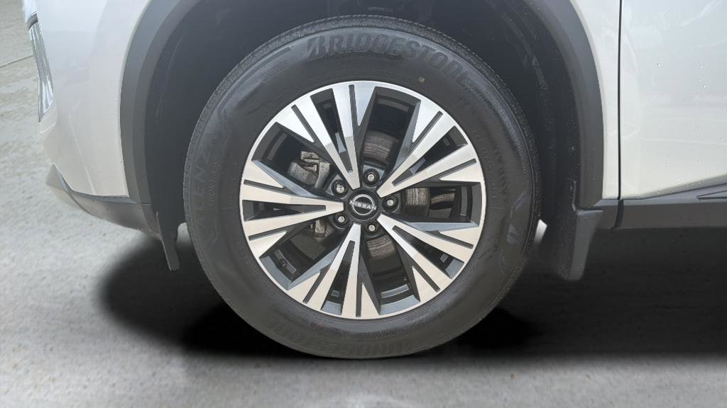 Certified 2023 Nissan Rogue SV AWD/4WD image 26