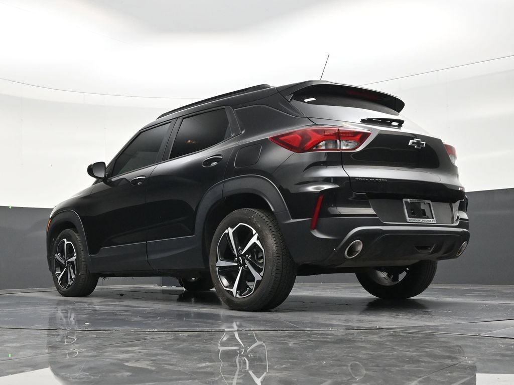 Used 2022 Chevrolet TrailBlazer RS w/ Sun and Liftgate Package FWD image 19