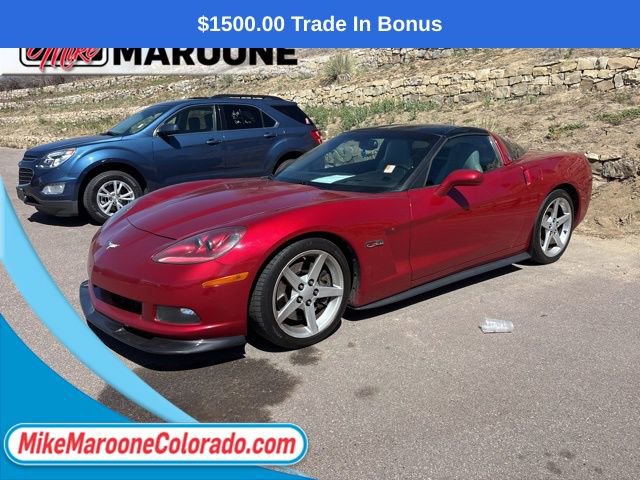 Used 2005 Chevrolet Corvette Coupe w/ Preferred Equipment Group RWD image 2