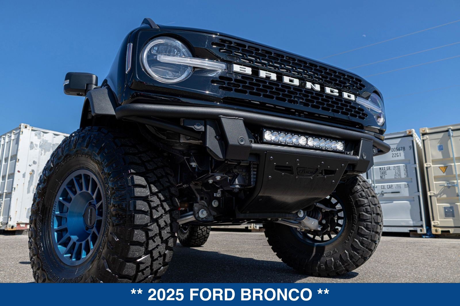 Used 2025 Ford Bronco Badlands AWD/4WD image 37