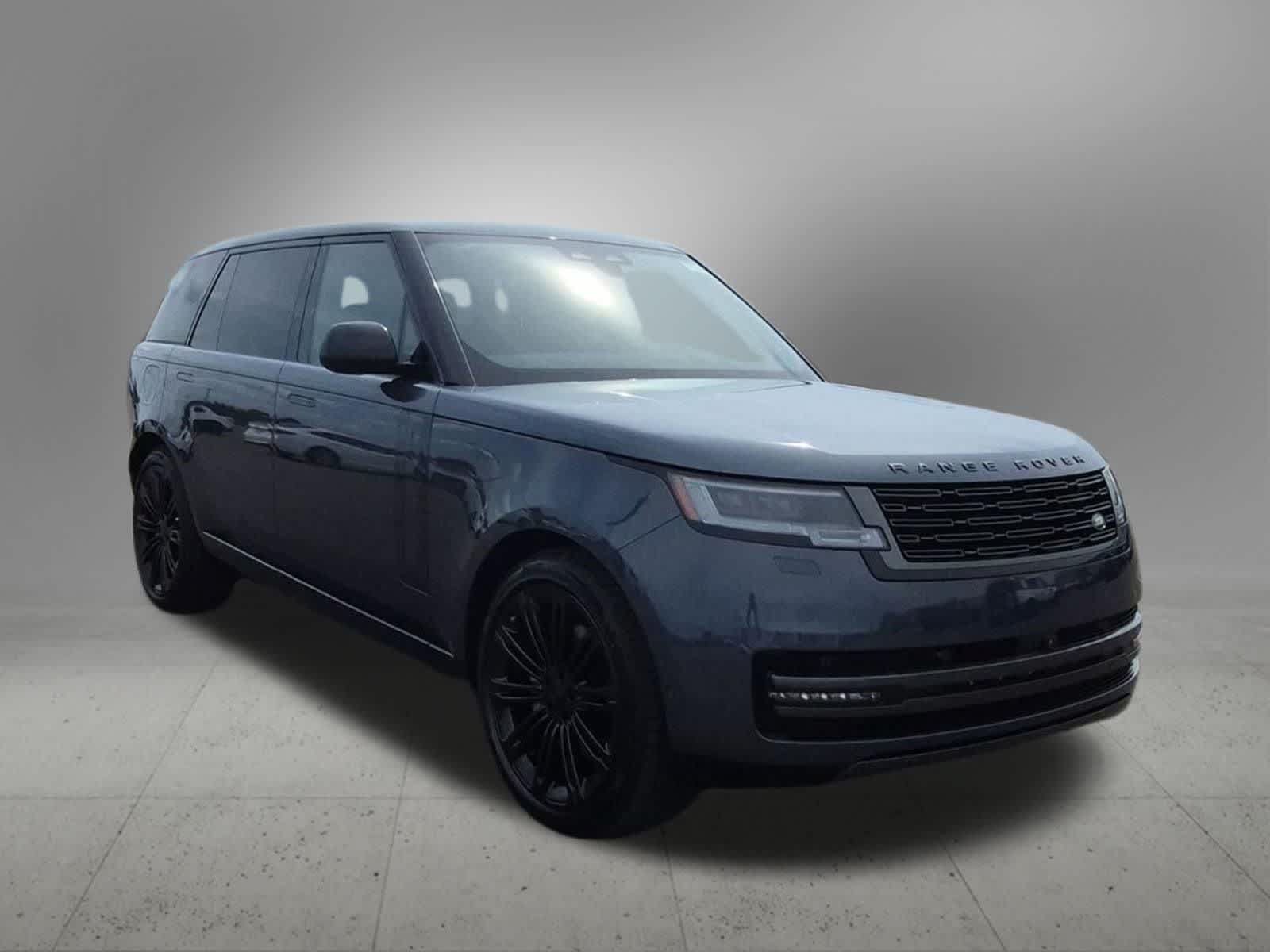 New 2026 Land Rover Range Rover Long Wheelbase SE AWD/4WD image 8