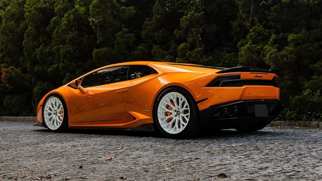 Used 2015 Lamborghini Huracan LP 610-4 image 9