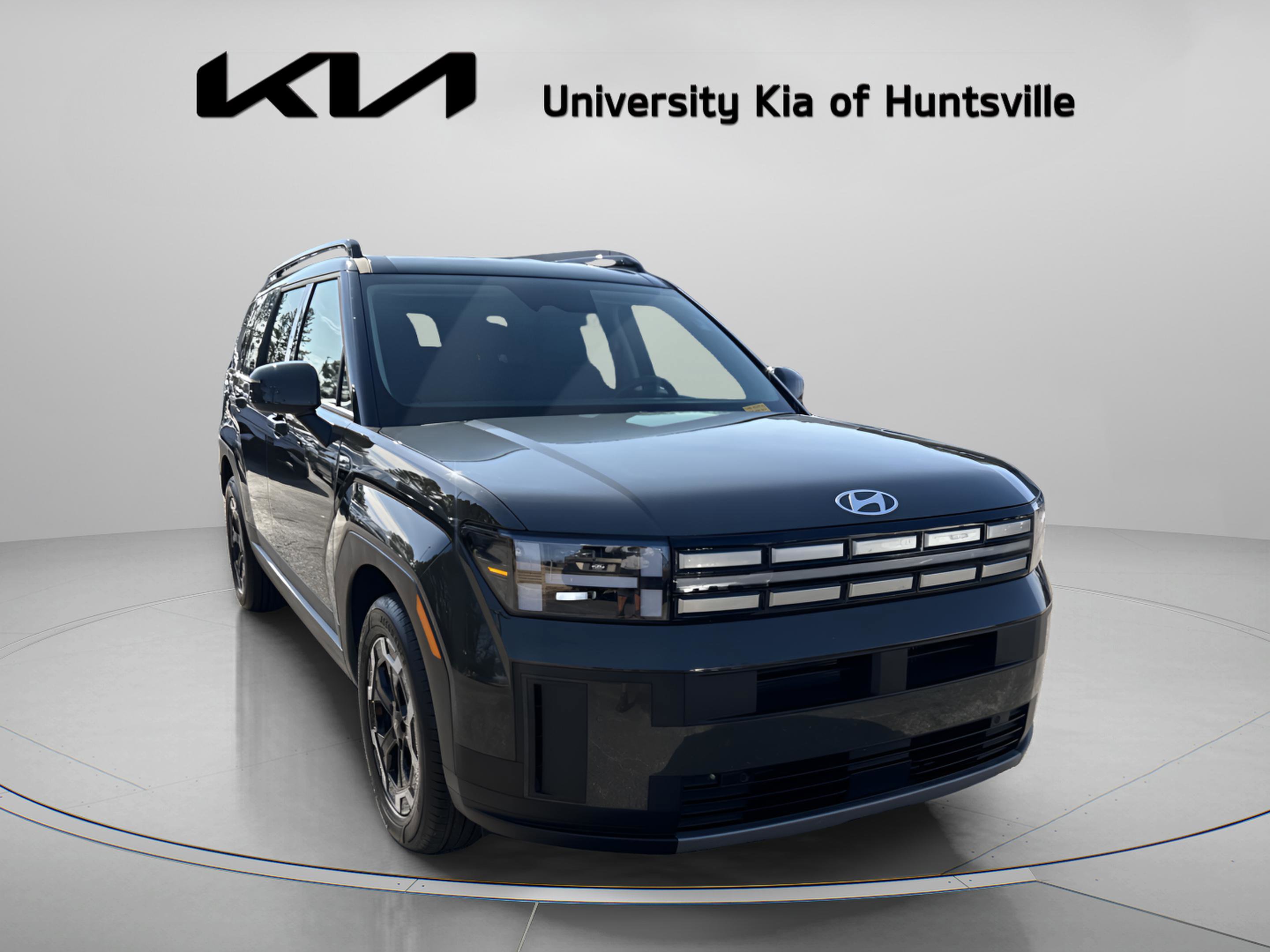 Used 2024 Hyundai Santa Fe SEL image 2