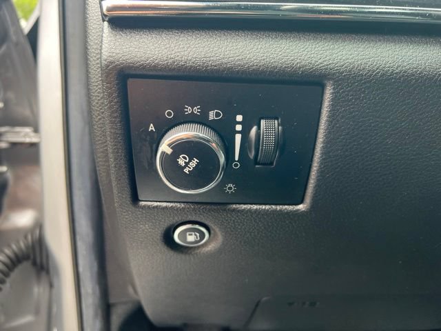 Used 2014 Jeep Grand Cherokee Overland w/ Advanced Technology Group AWD/4WD image 6