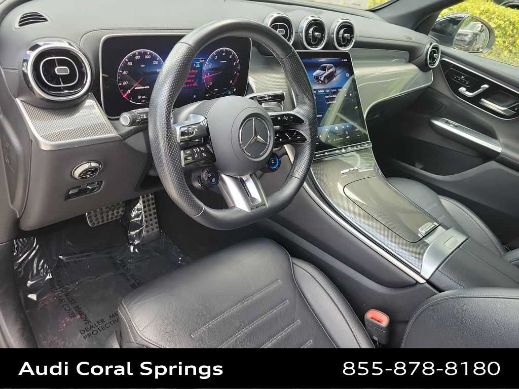 Used 2025 Mercedes-Benz GLC 43 AMG 4MATIC image 10