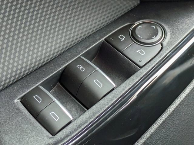 New 2026 Chevrolet Equinox RS w/ Convenience Package III image 27