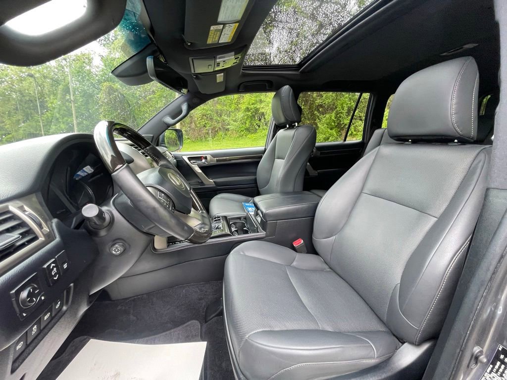 Used 2021 Lexus GX 460 Premium w/ Premium Package AWD/4WD image 27