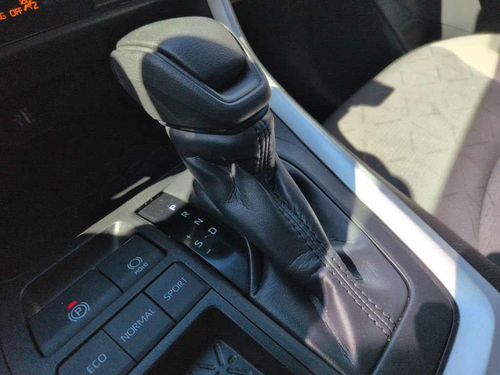 Used 2024 Toyota RAV4 XLE image 24